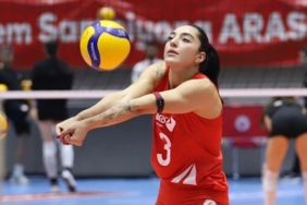 aras-kargoda-gule-erdemir-ile-yollar-ayrildi-Bw8AJ6eB.jpg