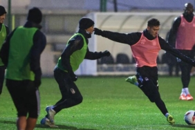 besiktasta-caykur-rizespor-maci-hazirliklari-devam-etti-CNnFyMhq.jpg