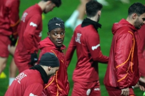galatasaray-goztepe-maci-hazirliklarina-basladi-P4E19rWD.jpg