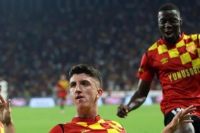 goztepeye-galatasaray-maci-oncesi-4-mujde-birden-QGLVp86e.jpg