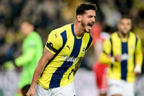 samet-akaydin-haber-yolladi-beni-alin-djacy5OD.jpg