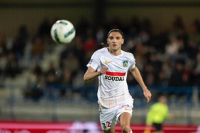 westerlo-fenerbahceden-kiraladigi-emir-ortakaya-ile-yollarini-ayirdi-OznEwmnV.jpg