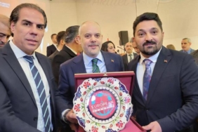 akif-cagatay-kilic-dusseldorfta-sivil-toplum-ve-medya-temsilcileri-ile-bir-araya-geldi-RYPe3VSa.jpg