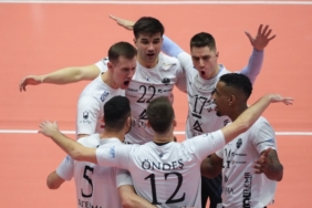 altekma-evinde-arkas-spor-deplasmanda-TzETRd5y.jpg