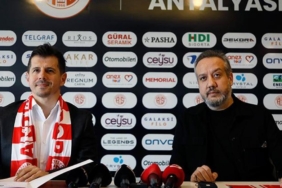 antalyaspora-imza-atan-emre-belozoglundan-ilk-aciklama-alex-de-souza-ile-gorusecegim-Eu4qSBOY.jpg