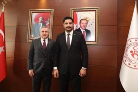 bakan-bak-tgf-baskani-taha-akgulu-makaminda-kabul-etti-IKC56SCQ.jpg
