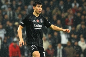 bakhtiyor-zaynutdinovdan-besiktasa-kotu-haber-jNvNR4KY.jpg