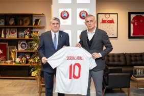 besiktas-baskani-serdal-adalidan-tff-baskani-ibrahim-haciosmanogluna-ziyaret-4RiSQ7NH.jpg