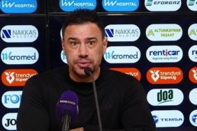cagdas-atandan-macin-hakemine-sert-elestiri-galatasaray-maci-oncesinde-2-cezali-MPJ1FwOW.jpg