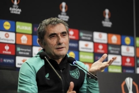 ernesto-valverde-besiktasin-skora-etki-eden-oyunculari-var-YQtFbdi1.jpg