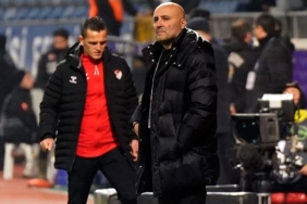 eyupspor-yenilgisi-sonrasi-alanyaspor-teknik-direktoru-sami-ugurlu-bu-kadroyla-mac-kazanabilmemiz-icin-hatasiz-d6EUqN9p.jpg
