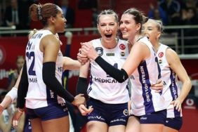 fenerbahce-medicana-turk-hava-yollari-mac-sonucu-3-0-71F6mjwP.jpg