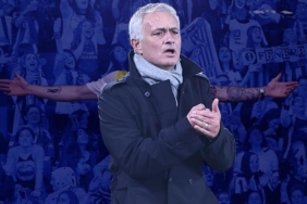 fenerbahcede-mourinhonun-gozune-giremedi-sozlesmesi-feshedilmisti-geri-donuyor-Jhcji5LG.jpg