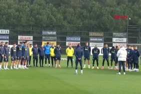 fenerbahceden-bolu-yangin-faciasinda-vefat-edenler-icin-saygi-durusu-Rj3r53Bb.jpg