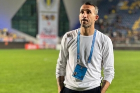 fenerbahceden-teklif-geldi-mi-mehmet-topaldan-itiraf-mourinho-okan-buruk-uUD6yw4L.jpg