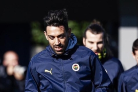 fenerbahcenin-midtjylland-maci-kamp-kadrosu-belli-oldu-MzWBqJIE.jpg