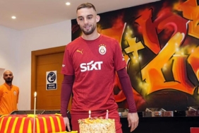 galatasaray-berkan-kutlunun-dogum-gununu-kutladi-FbVuvVud.jpg