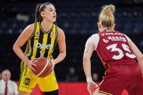 galatasaray-cagdas-faktoring-fenerbahce-opet-mac-sonucu-61-65-kadin-basketbolda-derbi-fenerbahcenin-4JGnhDPQ.jpg