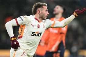 galatasarayda-baris-alper-yilmaz-sov-devam-ediyor-GkBEbPcm.jpg