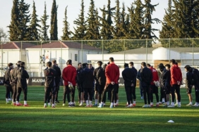 gaziantep-fk-galatasaray-macinin-hazirliklarini-surdurdu-auEFl1Jv.jpg