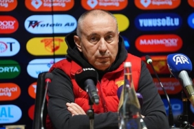 goztepe-teknik-direktoru-stanimir-stoilov-bizim-problemimiz-ikinci-golu-bulamamak-wfOdslGB.jpg