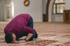 hacet-namazi-nedir-kac-rekat-ve-nasil-kilinir-hacet-namazina-nasil-niyet-edilir-diyanet-tyKIKApr.jpg