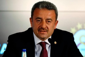ibrahim-hatipogludan-transfer-sorusuna-tepki-bu-kadar-oyuncuya-ayip-VV3eUjgc.jpg