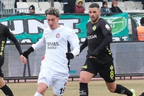 igdir-fk-fatih-karagumruk-mac-sonucu-0-1-GTsfISJw.jpg