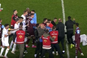 izle-trabzonspor-alanyaspor-macinda-kavga-video-eBydINdX.jpg