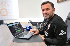 okan-buruk-jose-mourinholu-olani-secti-ve-ekledi-cok-ses-getirdi-hIa71h4k.jpg