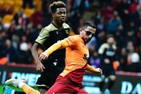 omar-elabdellaoui-futbola-veda-etti-ApYMRTSk.jpg