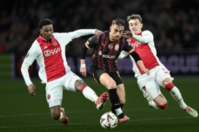 ozet-galatasaray-hollandada-umdugunu-bulamadi-ajax-galatasaray-maci-sonucu-2-1-zbHXS4OE.jpg