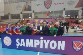 salon-hokeyi-super-ligde-sampiyon-gaziantep-polisgucu-GMnATxgn.jpg