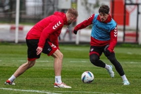 samsunspor-besiktas-maci-hazirliklarina-basladi-AbCEtvTQ.jpg