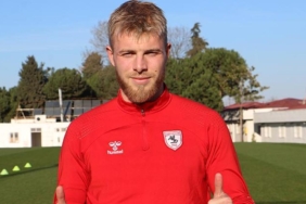 samsunsporda-rick-van-drongelen-iddiali-hala-aciz-MaWDSq7h.jpg