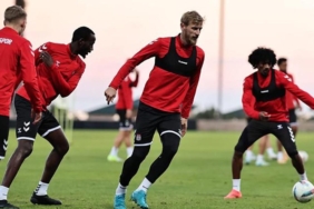 sivasspor-antalya-kampini-tamamladi-huQkGrqr.jpg