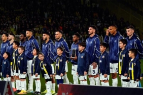 son-dakika-fenerbahce-ayriligi-acikladi-yildiz-futbolcunun-sozlesmesi-feshedildi-q6GdRlpk.jpg