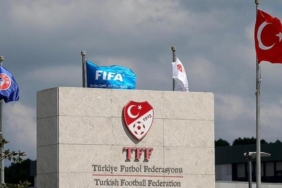 son-dakika-tff-harcama-limiti-kararini-geri-cekti-BiRR8BT7.jpg