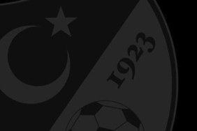 tff-acikladi-kulupler-siyah-kol-bandi-ile-sahaya-cikacak-FxgZHUSg.jpg