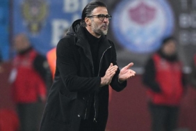 trabzonspor-sivasspor-maci-sonrasi-omer-erdogan-agir-bir-maglubiyet-oldu-XaQ3fOEq.jpg