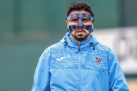 trabzonsporda-ozan-tufandan-osimhen-maskesi-VCBOsvbW.jpg