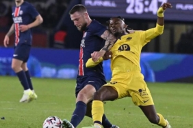 transferde-sicak-gelisme-psg-resmen-acikladi-galatasaraya-skriniardan-haber-var-CAFxINI4.jpg