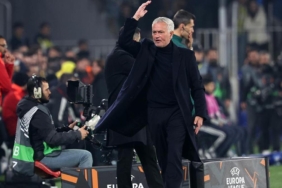 uefadan-fenerbahce-teknik-direktoru-jose-mourinhoya-ceza-iYJwYl9t.jpg