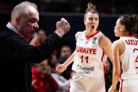 a-milli-kadin-basketbol-takimimiz-6da-6-yapmak-icin-romanya-karsisinda-7Eu3f8JQ.jpg