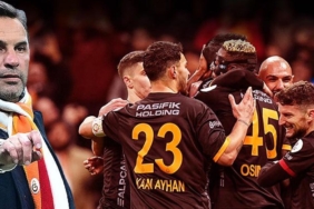 alvaro-moratayi-uyardi-az-alkmaar-savunnmacisi-rakiplerini-tirmaliyor-hollandadan-olay-aciklama-26KqGFA3.jpg