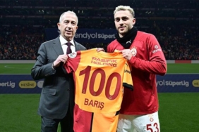 baris-alper-yilmaz-galatasaray-formasiyla-derbide-dalya-dedi-dikkat-ceken-detay-wbtMTBPn.jpg