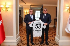 besiktas-baskani-serdal-adali-genclik-ve-spor-bakani-dr-osman-askin-baki-ziyaret-etti-cvMQ2YBr.jpg