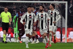 besiktasa-durmak-yok-yuksek-ucus-nAUQ8WOX.jpg