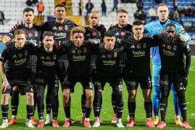 besiktasta-ole-gunnar-solskjaerden-tek-degisiklik-5-mac-sonra-ilk-11de-zMR7EhWV.jpg