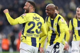 cenk-tosun-kadikoyde-ilk-golunu-atti-t98x9z7U.jpg